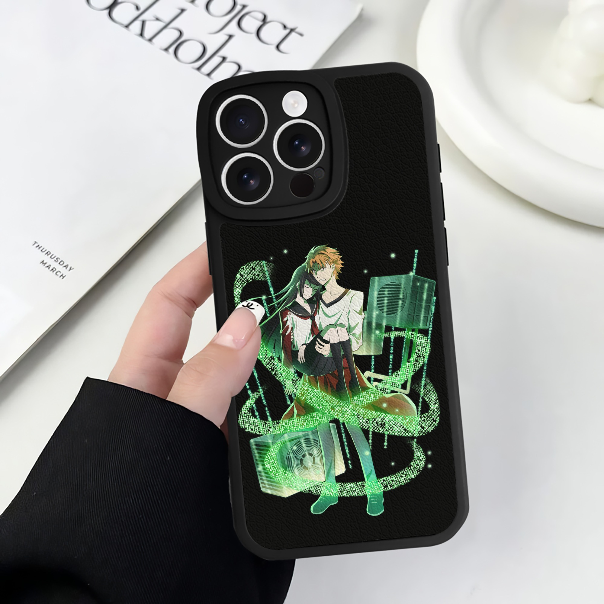 （画像用） 文豪ストレイドッグス Bungo Stray Dogs 【iPhone 16シリーズ対応】シリコンスマホケース（レザー調） 材質：シリコン